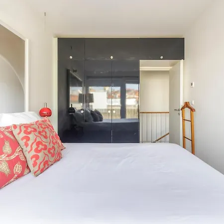 Design Poveiros Duplex * Porto