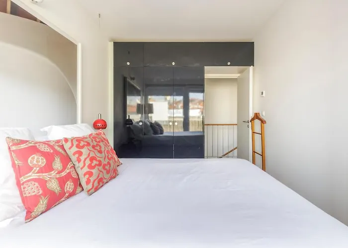 Design Poveiros Duplex * Porto